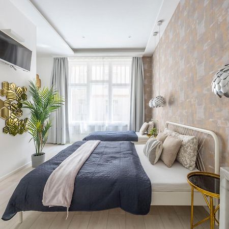 Exclusive Private Residence In The Center Of Bp W 4Bedrms, 4 Bathrms Budapest Eksteriør billede
