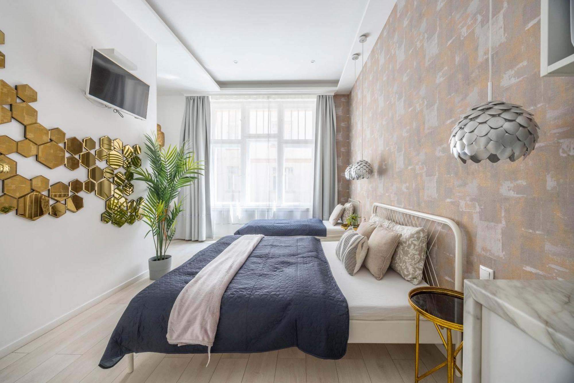 Exclusive Private Residence In The Center Of Bp W 4Bedrms, 4 Bathrms Budapest Eksteriør billede