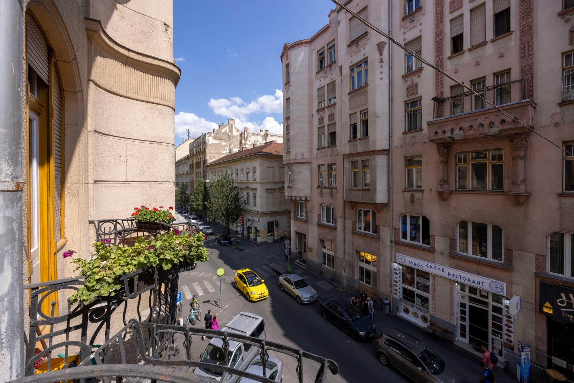 Exclusive Private Residence In The Center Of Bp W 4Bedrms, 4 Bathrms Budapest Eksteriør billede