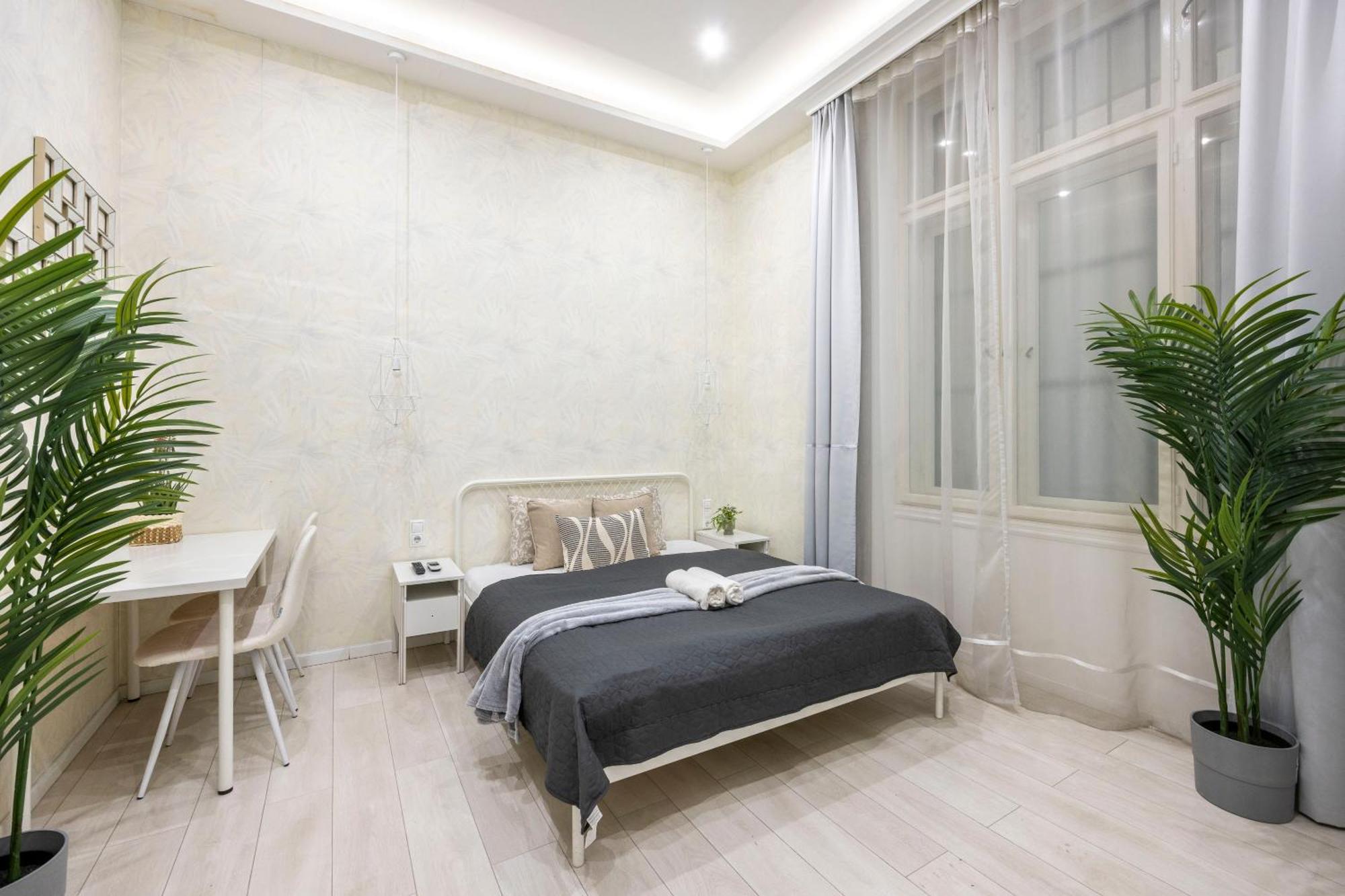 Exclusive Private Residence In The Center Of Bp W 4Bedrms, 4 Bathrms Budapest Eksteriør billede