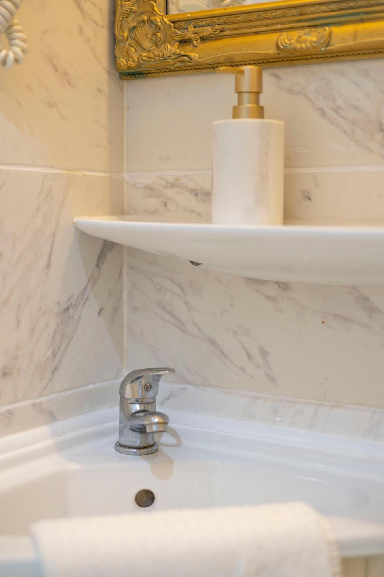 Exclusive Private Residence In The Center Of Bp W 4Bedrms, 4 Bathrms Budapest Eksteriør billede
